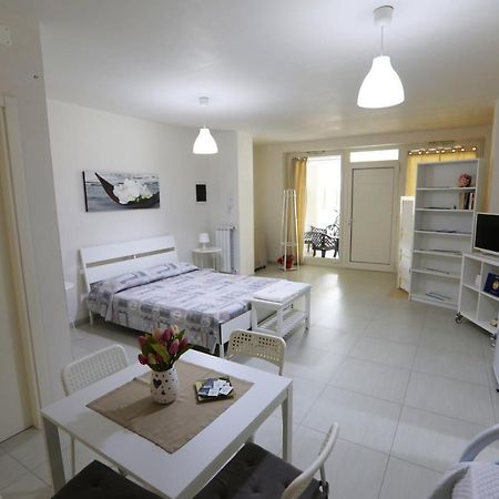 Casa Mascagni Hotel โปลีญาโนอามาเร ภายนอก รูปภาพ